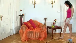 Teen In Mirror Masturbates Her Sexual Organs And Squirts